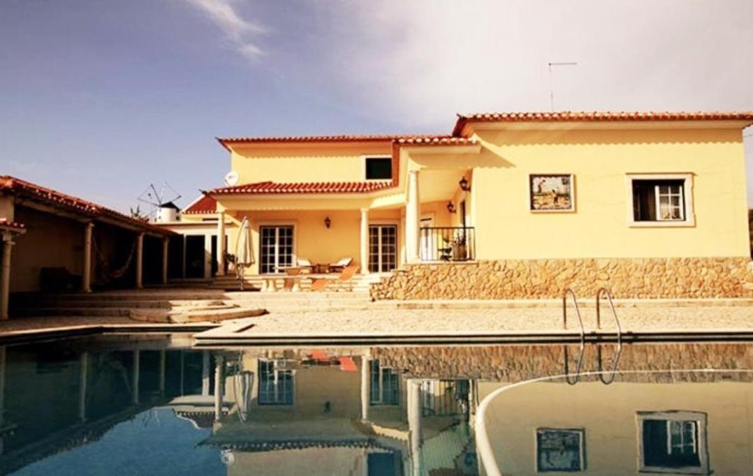 Porto Dinheiro Beach I Lourinha  Ngoại thất bức ảnh
