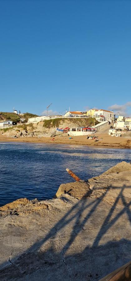 Porto Dinheiro Beach I Lourinha  Ngoại thất bức ảnh
